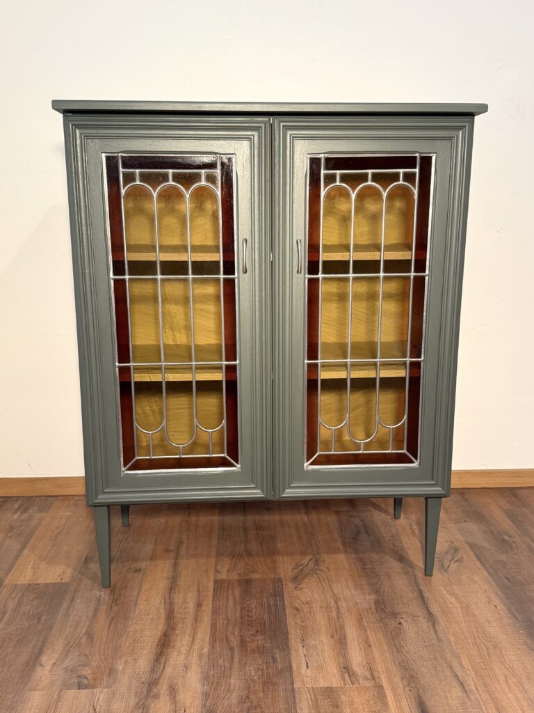 Verkauft Vitrine <br/> "LOTTE"